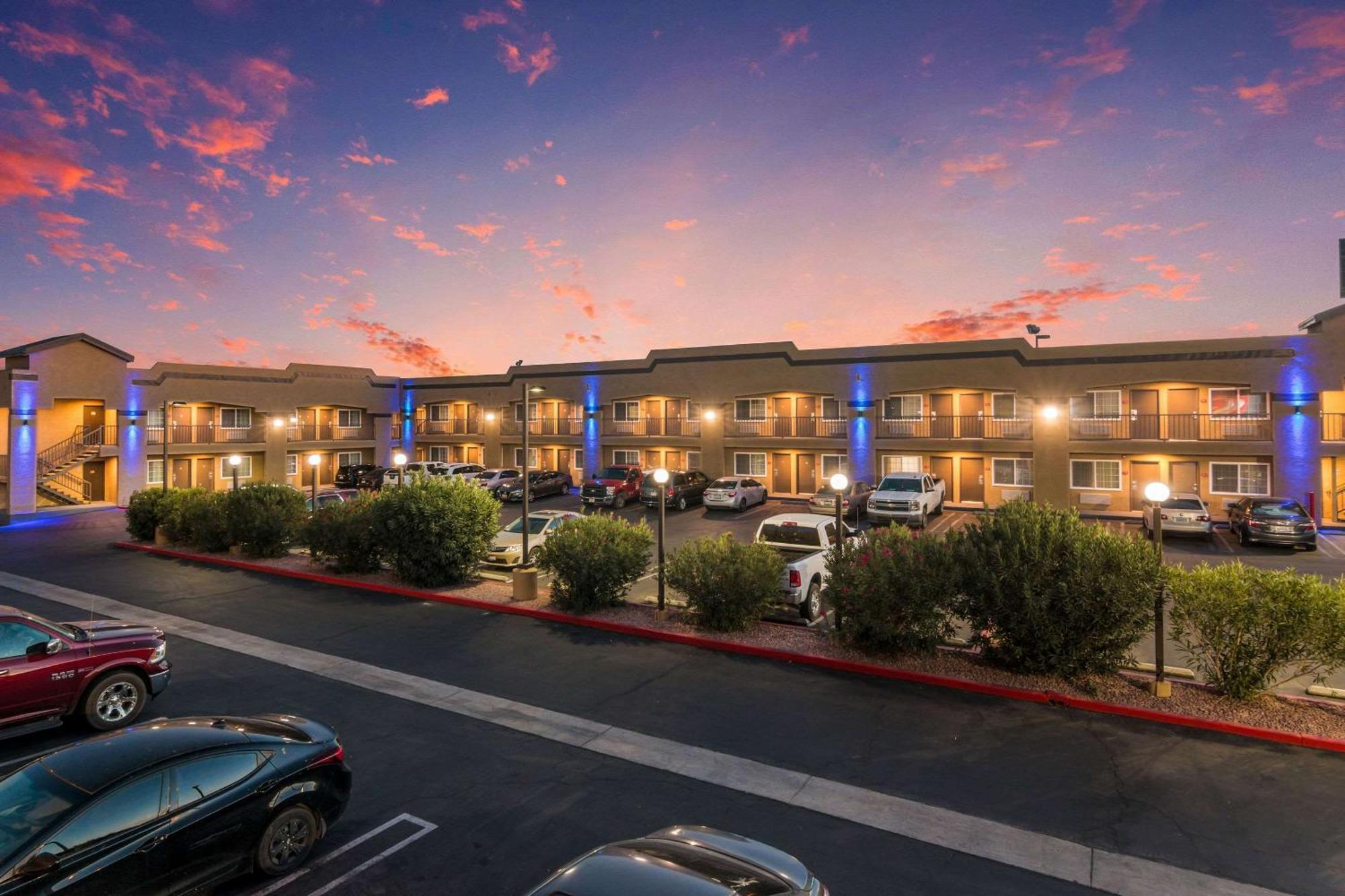 Econo Lodge Hesperia - Victorville I-15 Exteriér fotografie