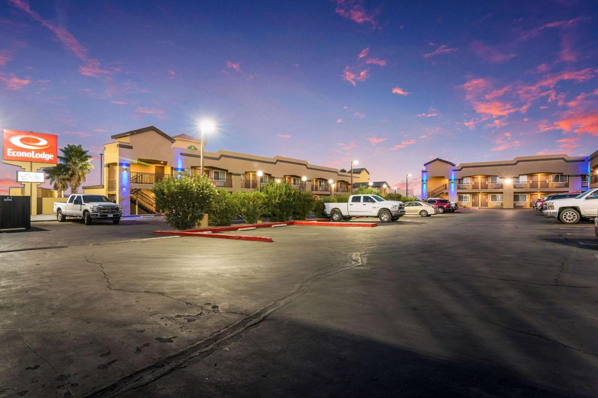 Econo Lodge Hesperia - Victorville I-15 Exteriér fotografie