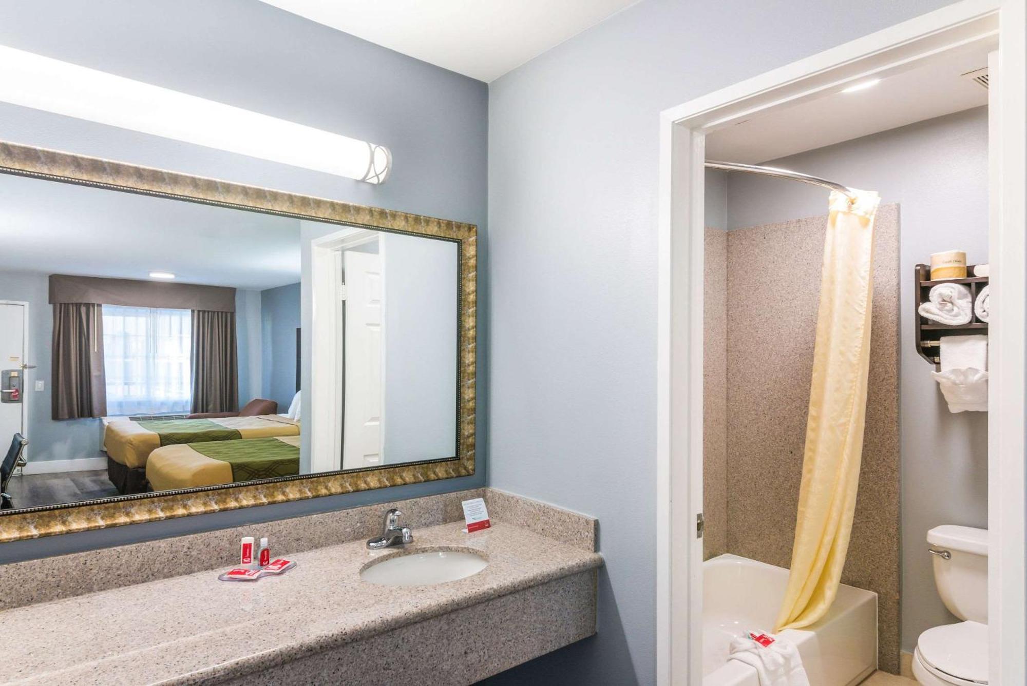 Econo Lodge Hesperia - Victorville I-15 Exteriér fotografie