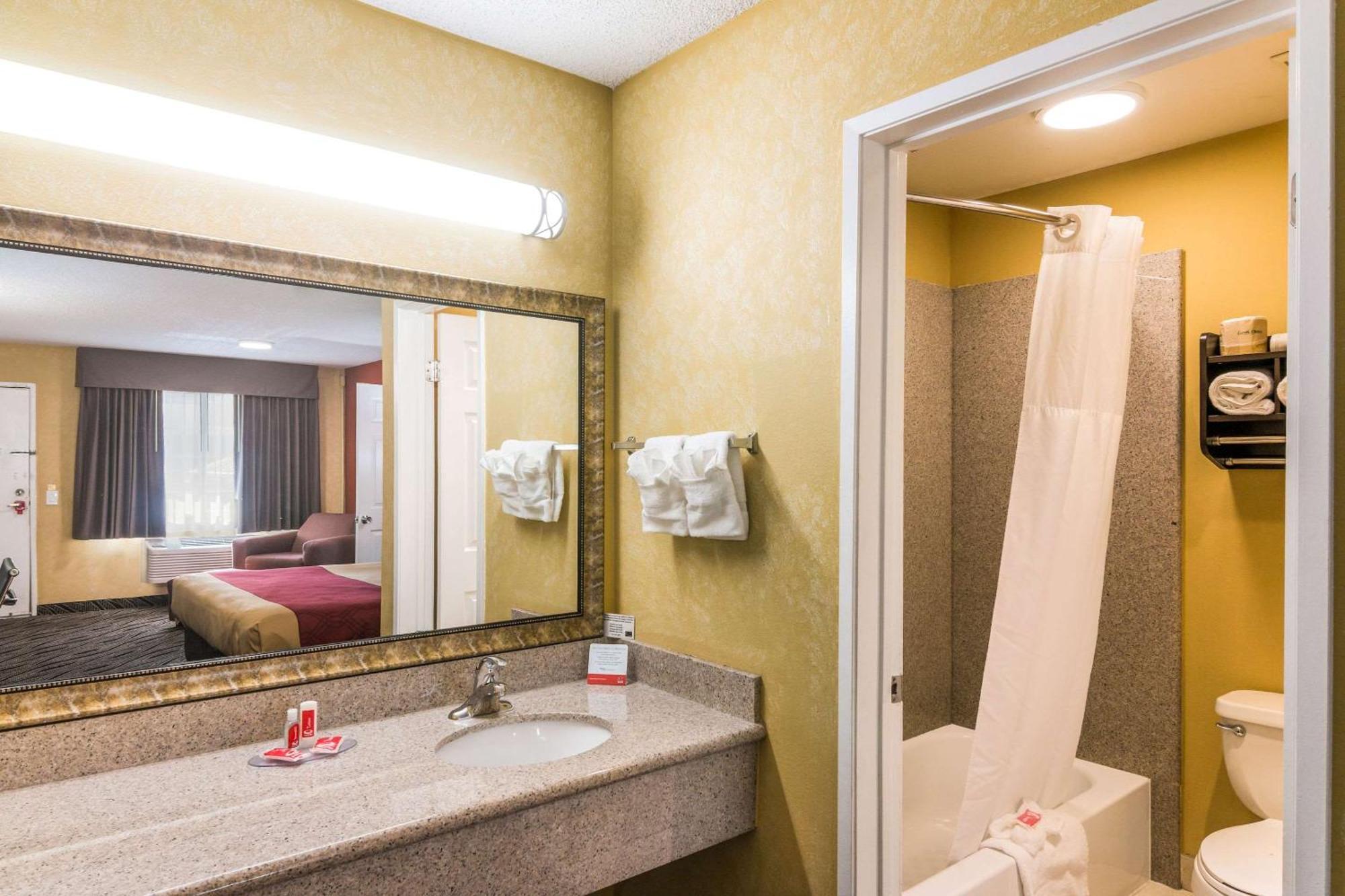Econo Lodge Hesperia - Victorville I-15 Exteriér fotografie
