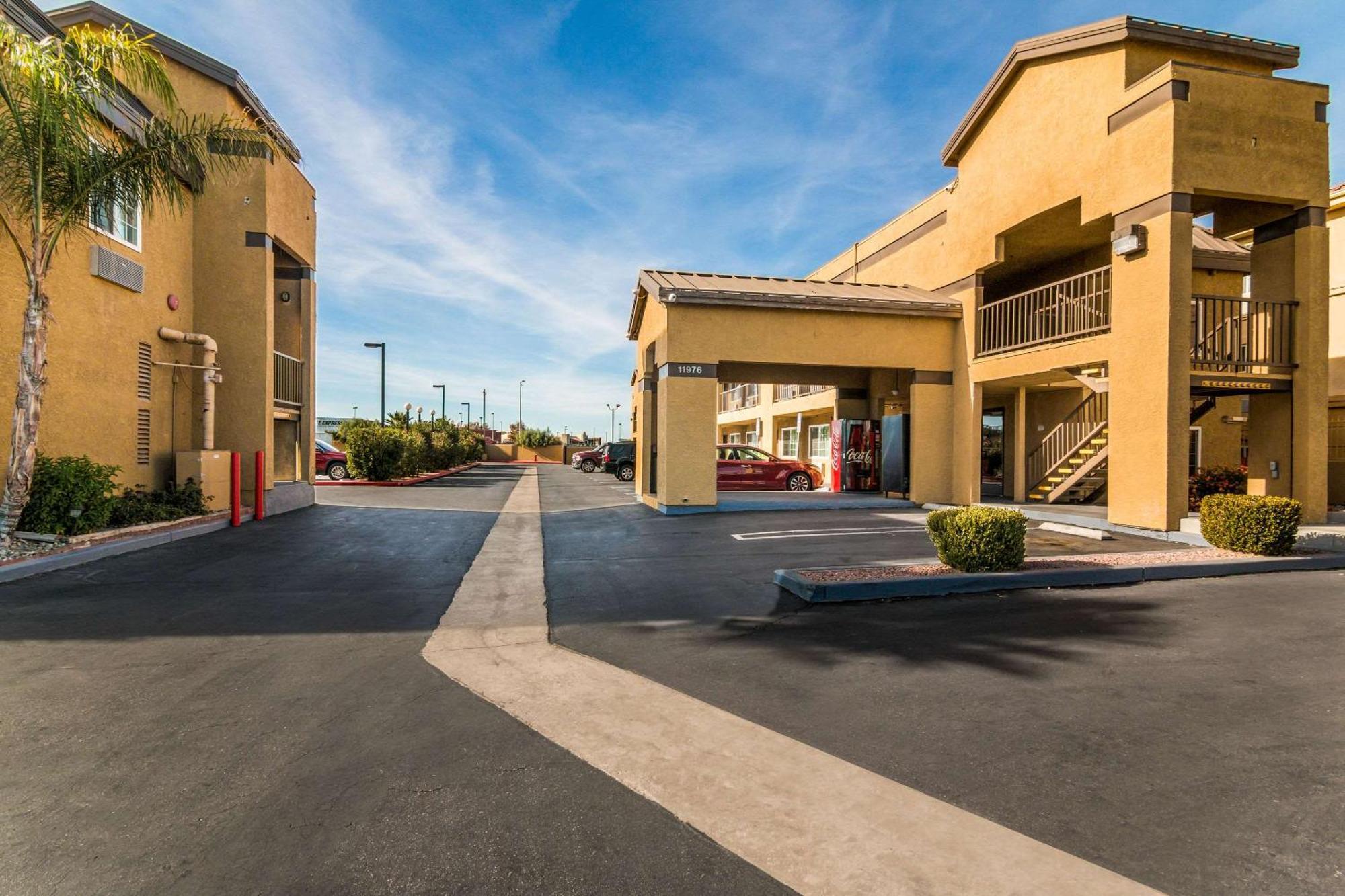 Econo Lodge Hesperia - Victorville I-15 Exteriér fotografie